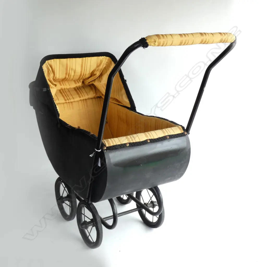 LATE VICTORIAN DOLLS PRAM 880 X 330 X 800mm Image 1++